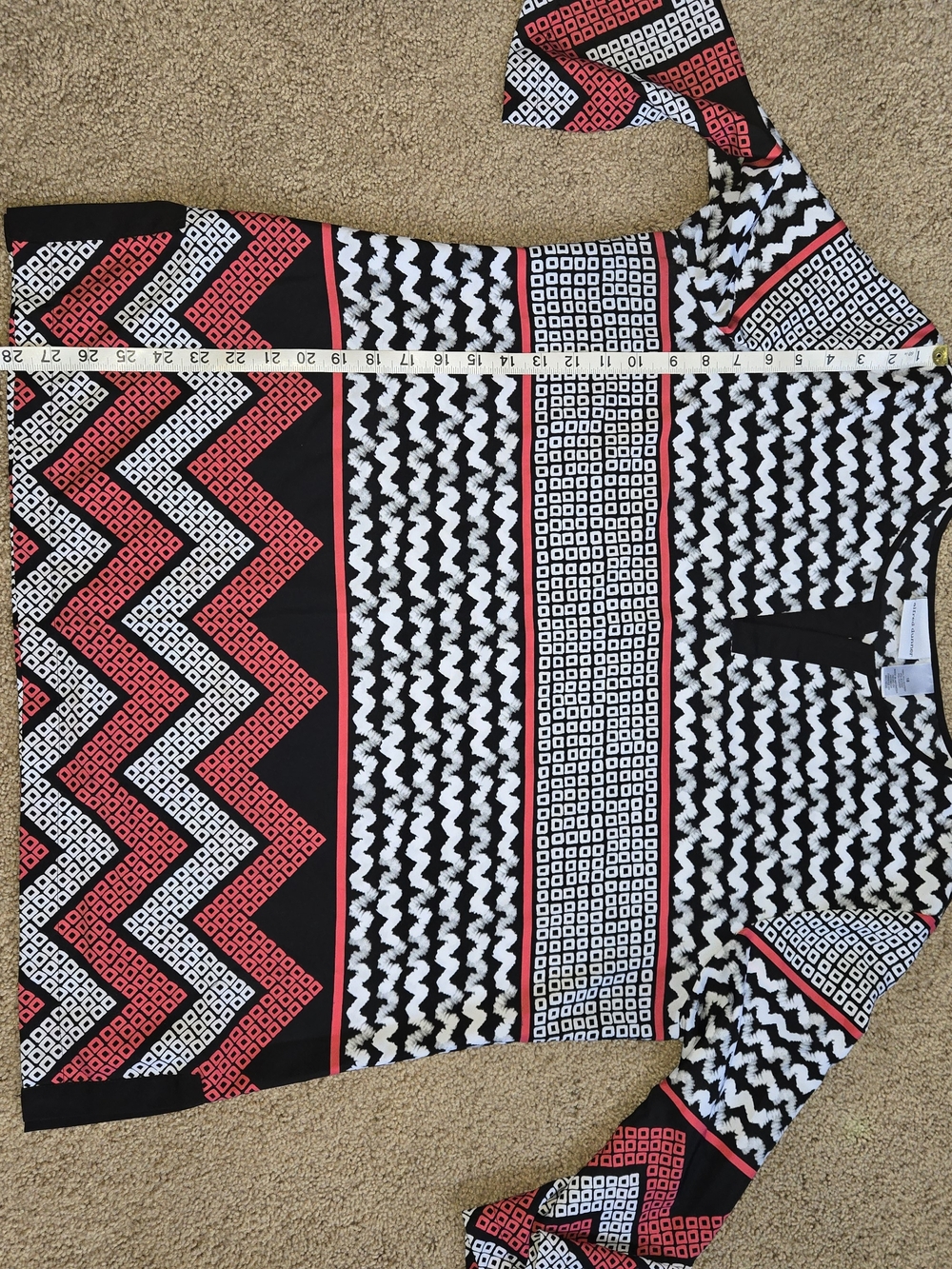Alfred Dunner Geometric Chevron Print Blouse - Size 18 - Picture 5 of 6